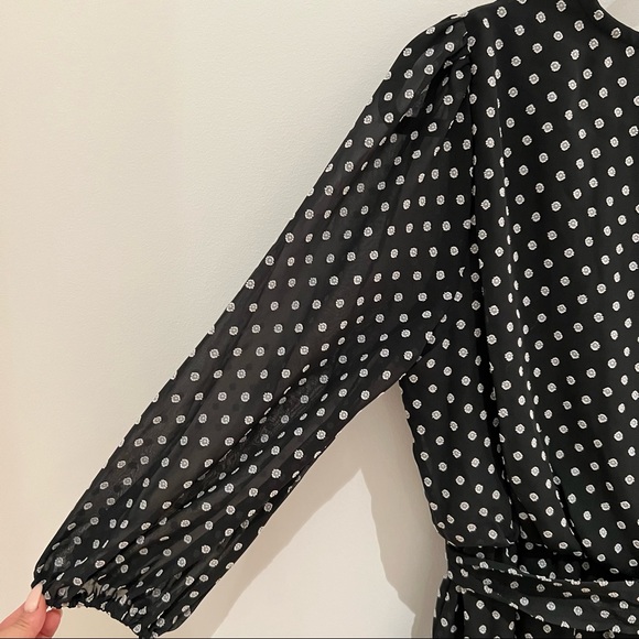 Calvin Klein black flowy dress, size small. New with tags. - Picture 4 of 7